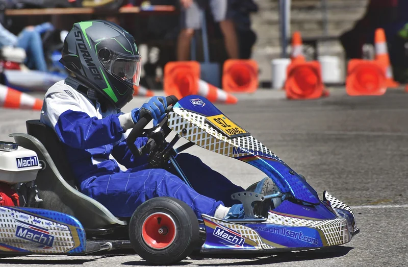 Tableau comparatif karting indoor et outdoor